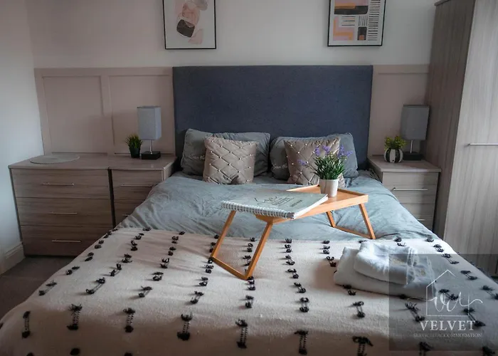Spacious 1-Bedroom Home With Free Private Parking