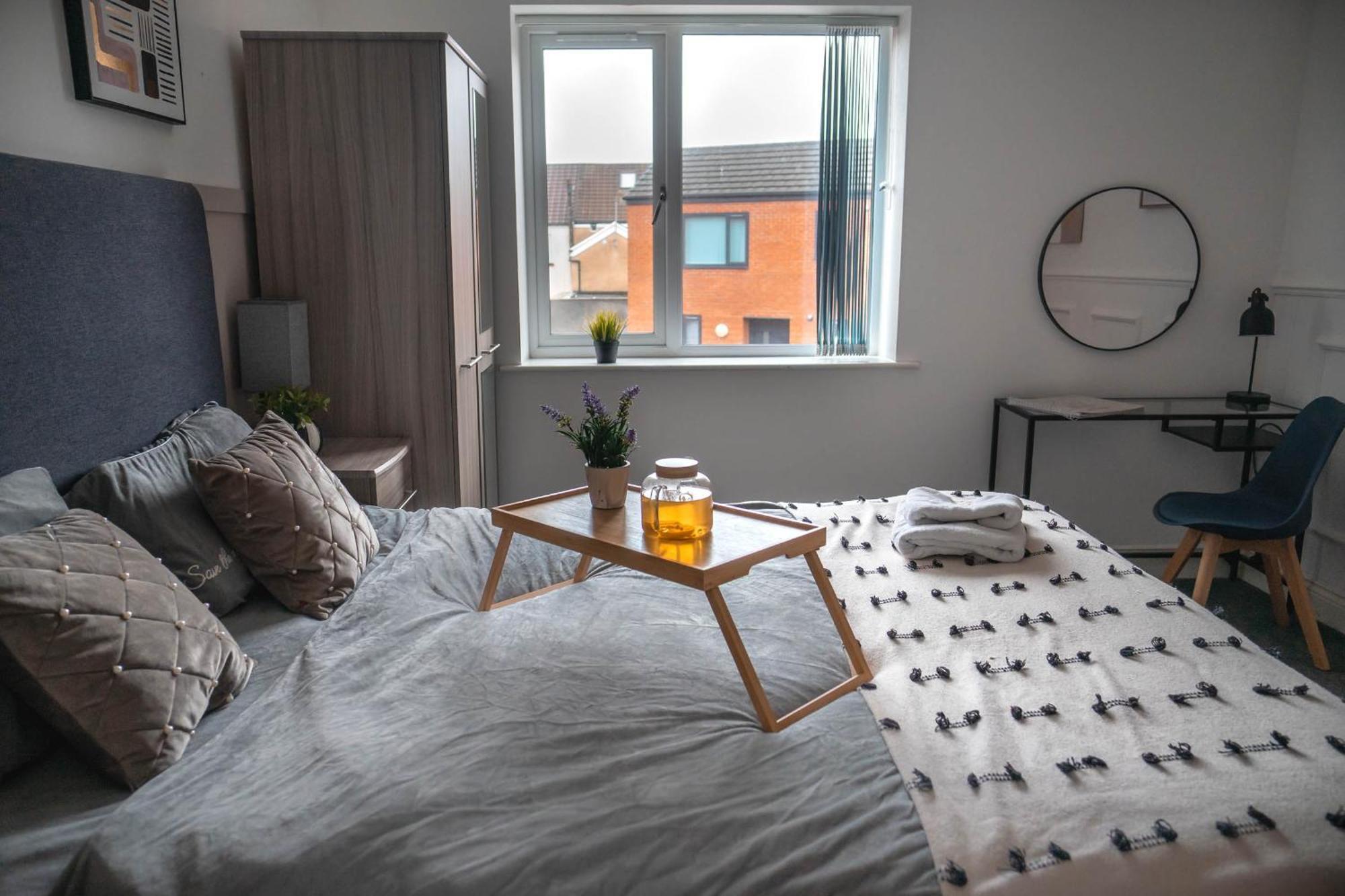 Apartment Spacious 1-bedroom With Free Private Parking Swansea